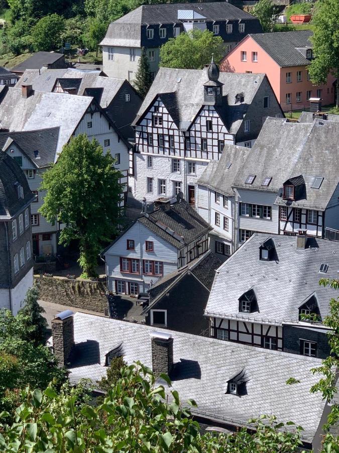 Manoir -1654- Historisch Schlafen In Monschaus Altstadt Luaran gambar